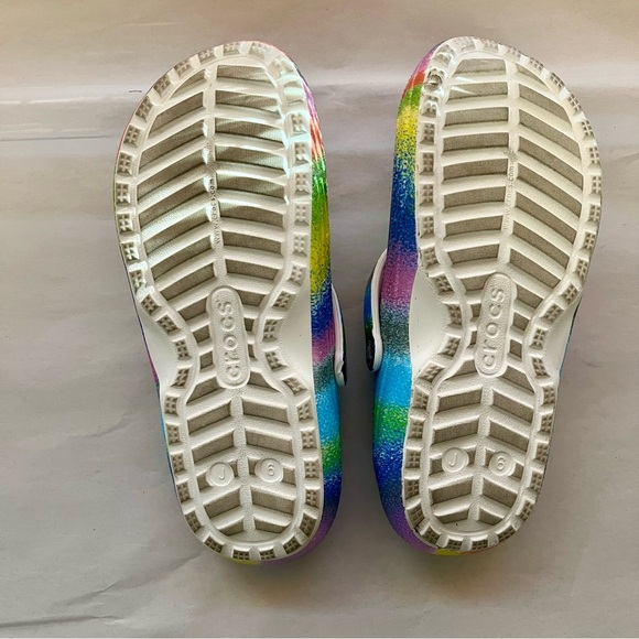 Crocs Rainbow Classic Lined Spray Dye Slip-On Clog Shoes - Picture 11 of 11